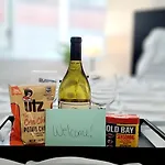 Downtown Luxury Suite Minutes From Everything