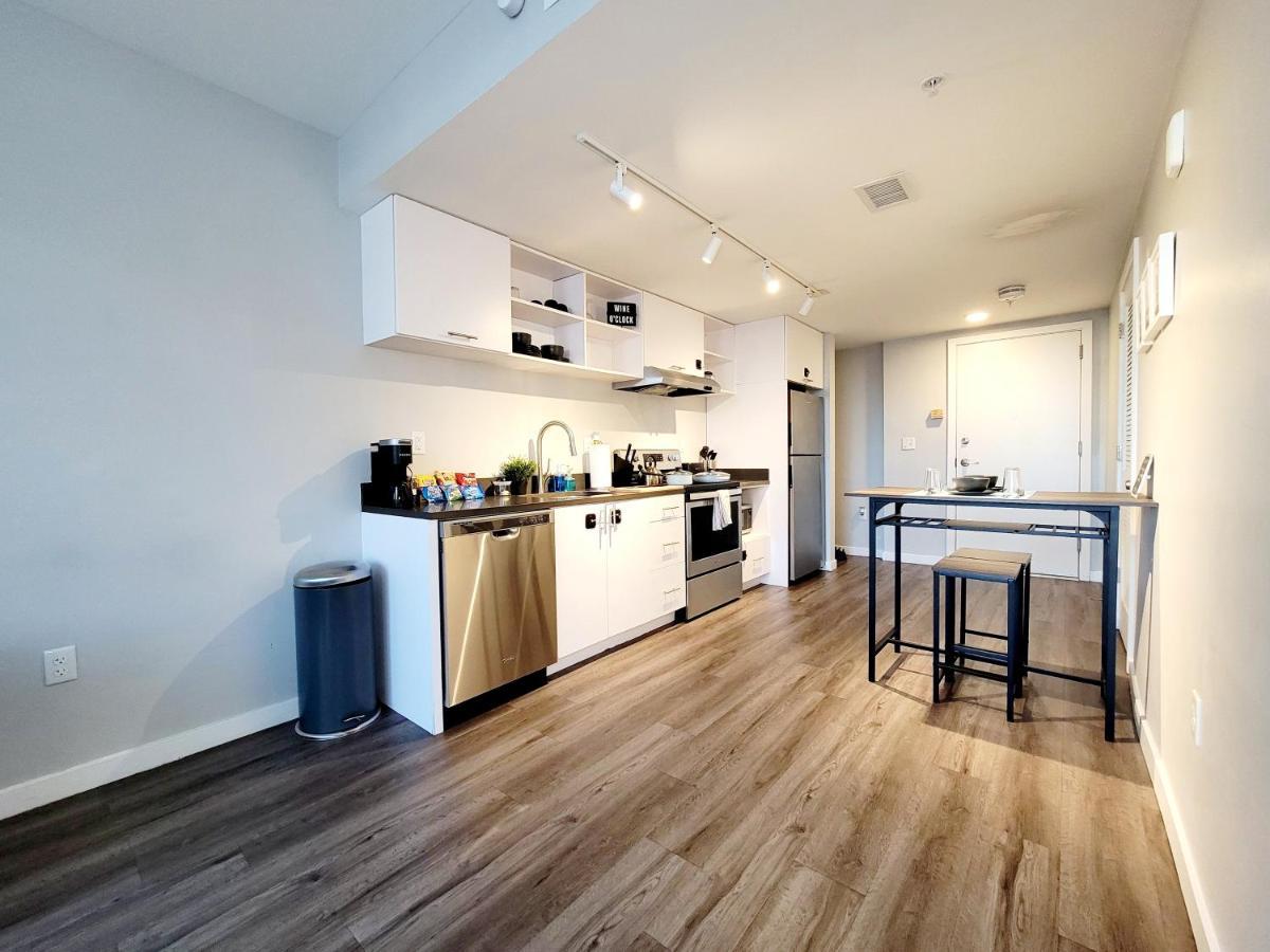 Downtown Luxury Minutes From Everything Baltimore